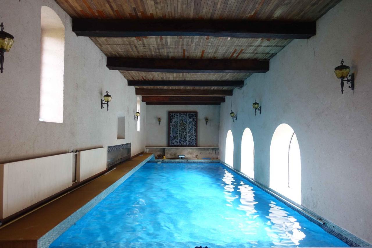 Chateau De La Riviere Pontgouin 外观 照片